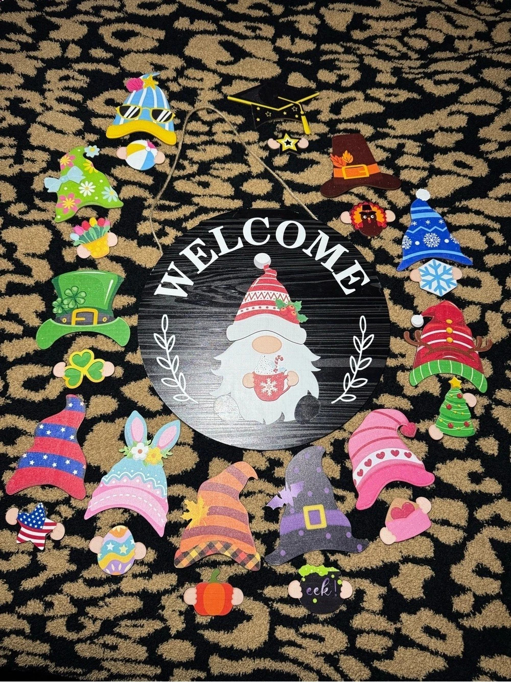 Santa Welcome Holiday Door Decor Black & White